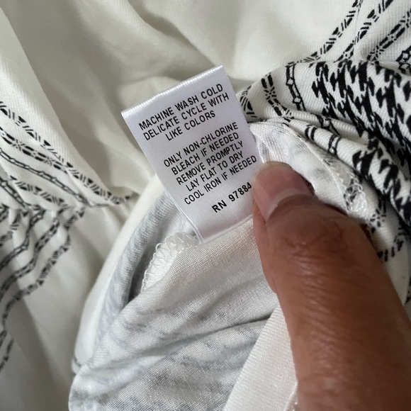 Tart Bardot Off The Shoulder Romper - Picture 5 of 5